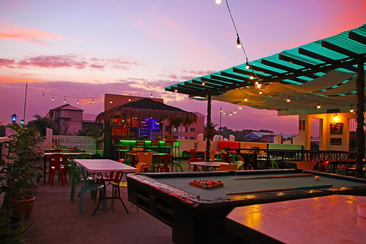 Antwet Backpacker'S Inn & Rooftop Bar Dumaguete City Kültér fotó